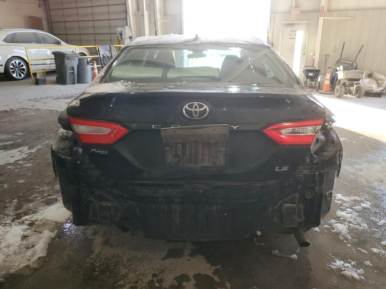 2020 TOYOTA CAMRY LE - Фото 6