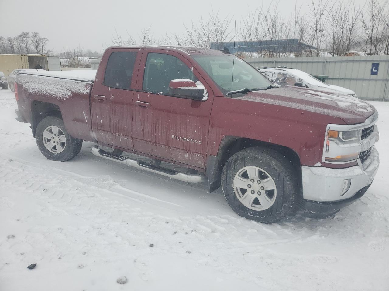 2017 CHEVROLET SILVERADO - Image 4