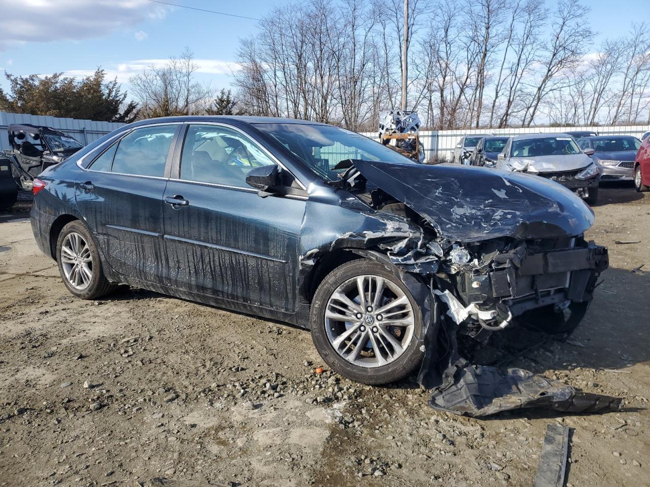 2016 TOYOTA CAMRY LE - Фото 4