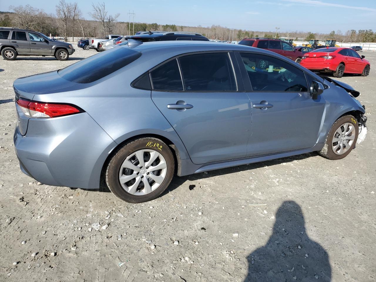 2022 TOYOTA COROLLA LE - Фото 3
