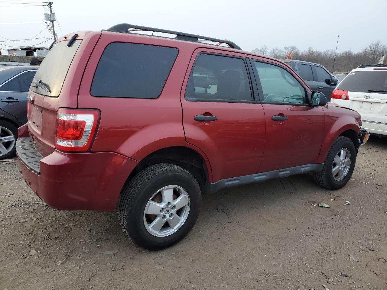 2012 FORD ESCAPE XLT - Image 3