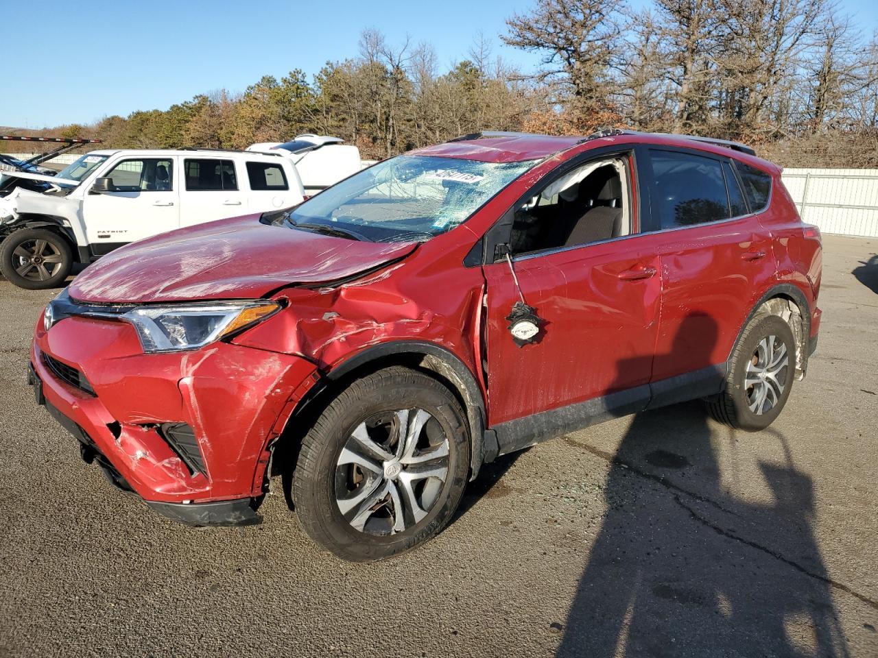 2016 TOYOTA RAV4 LE