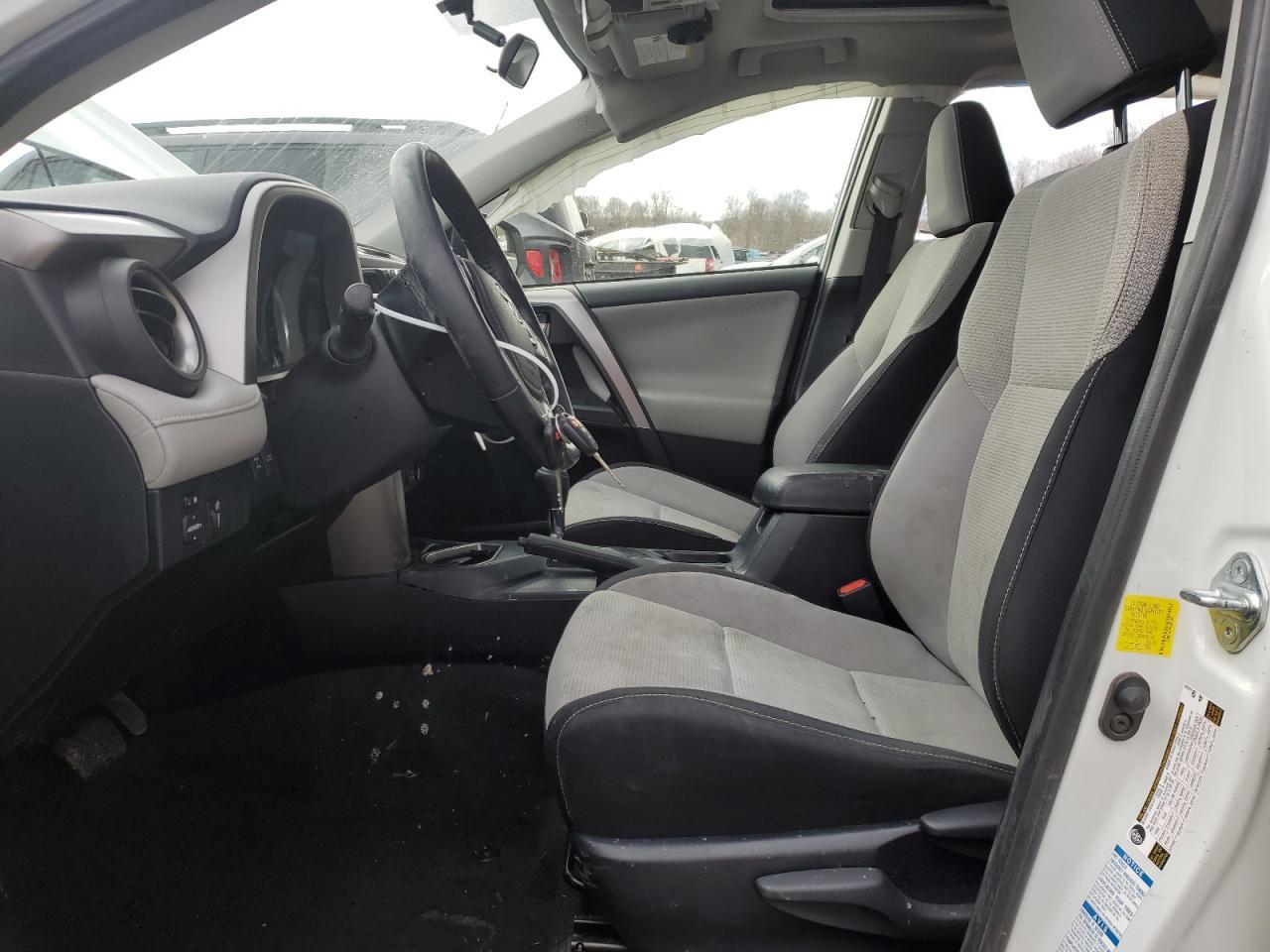 2016 TOYOTA RAV4 XLE - Фото 7