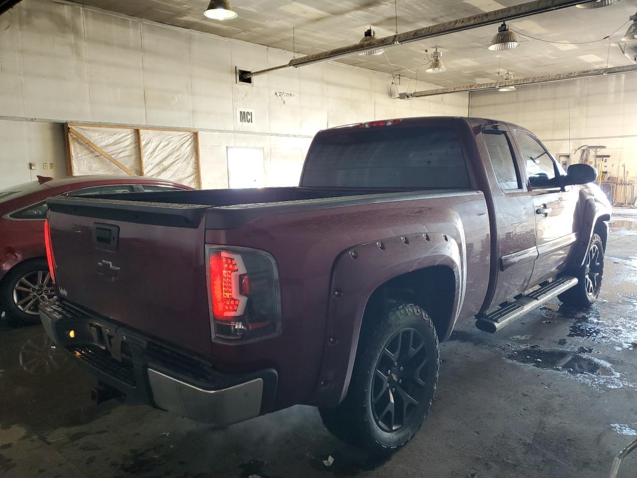 2013 CHEVROLET SILVERADO - Image 3