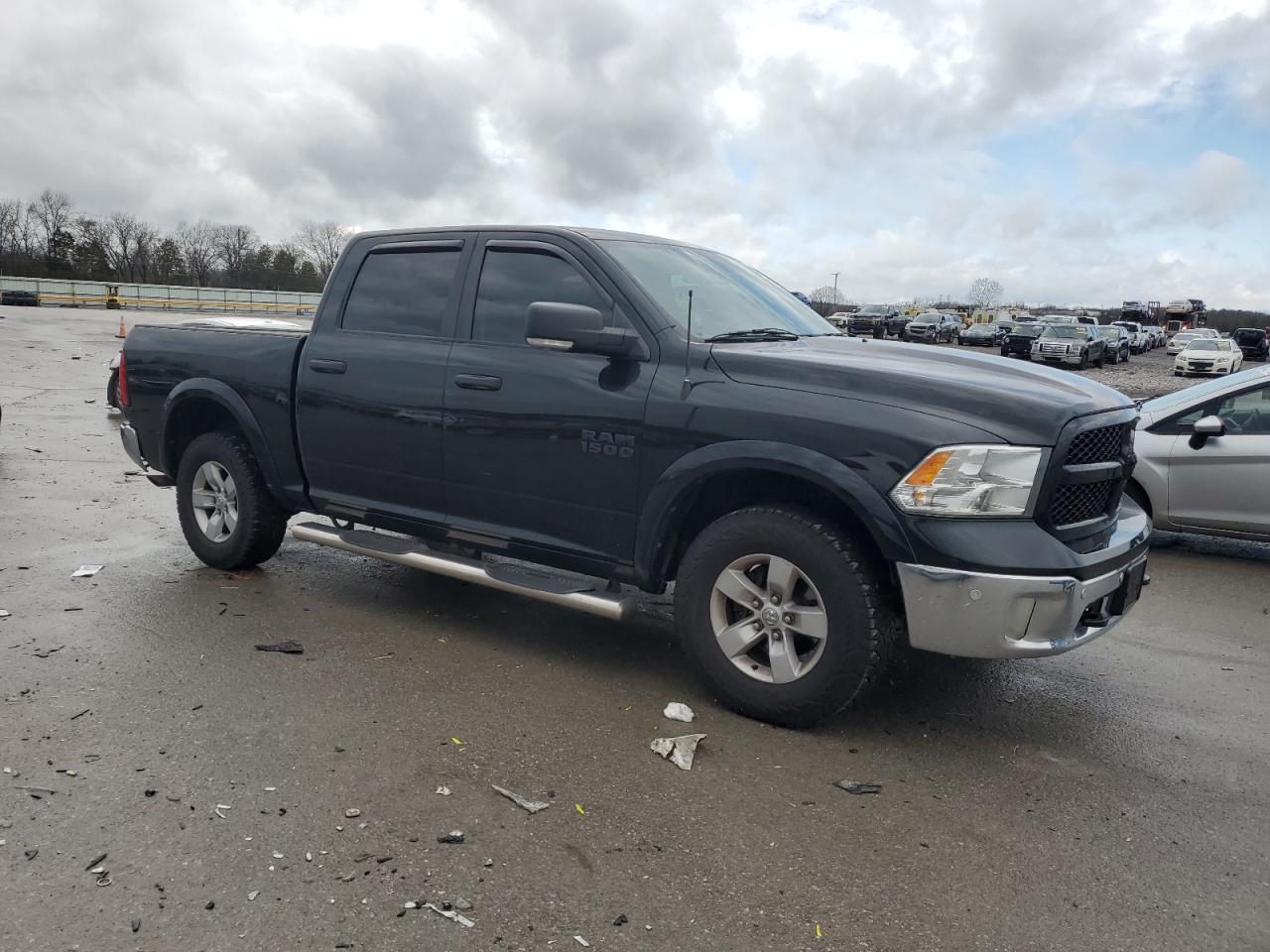 2015 RAM 1500 SLT - Image 4