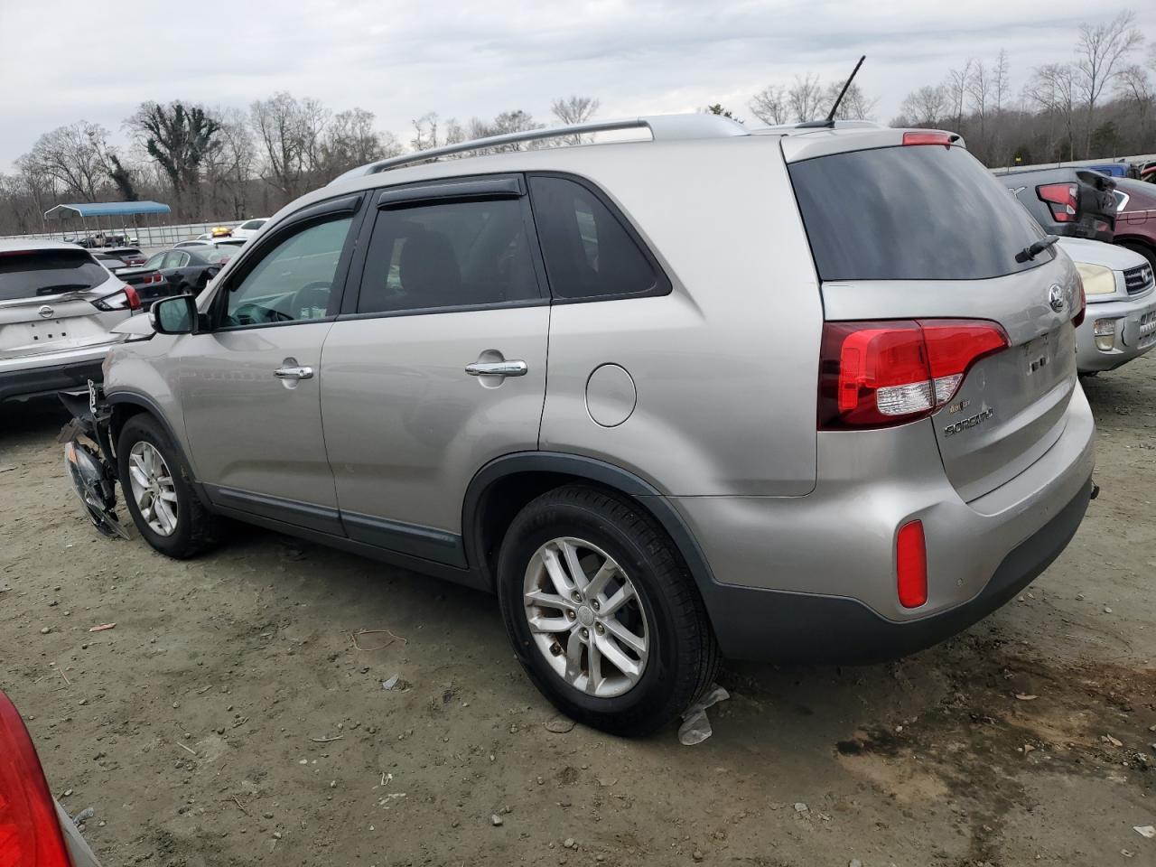 2015 KIA SORENTO LX - Image 2