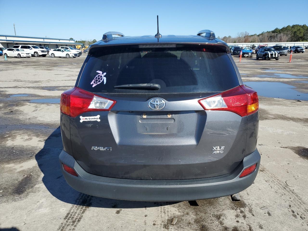 2015 TOYOTA RAV4 XLE - Фото 6