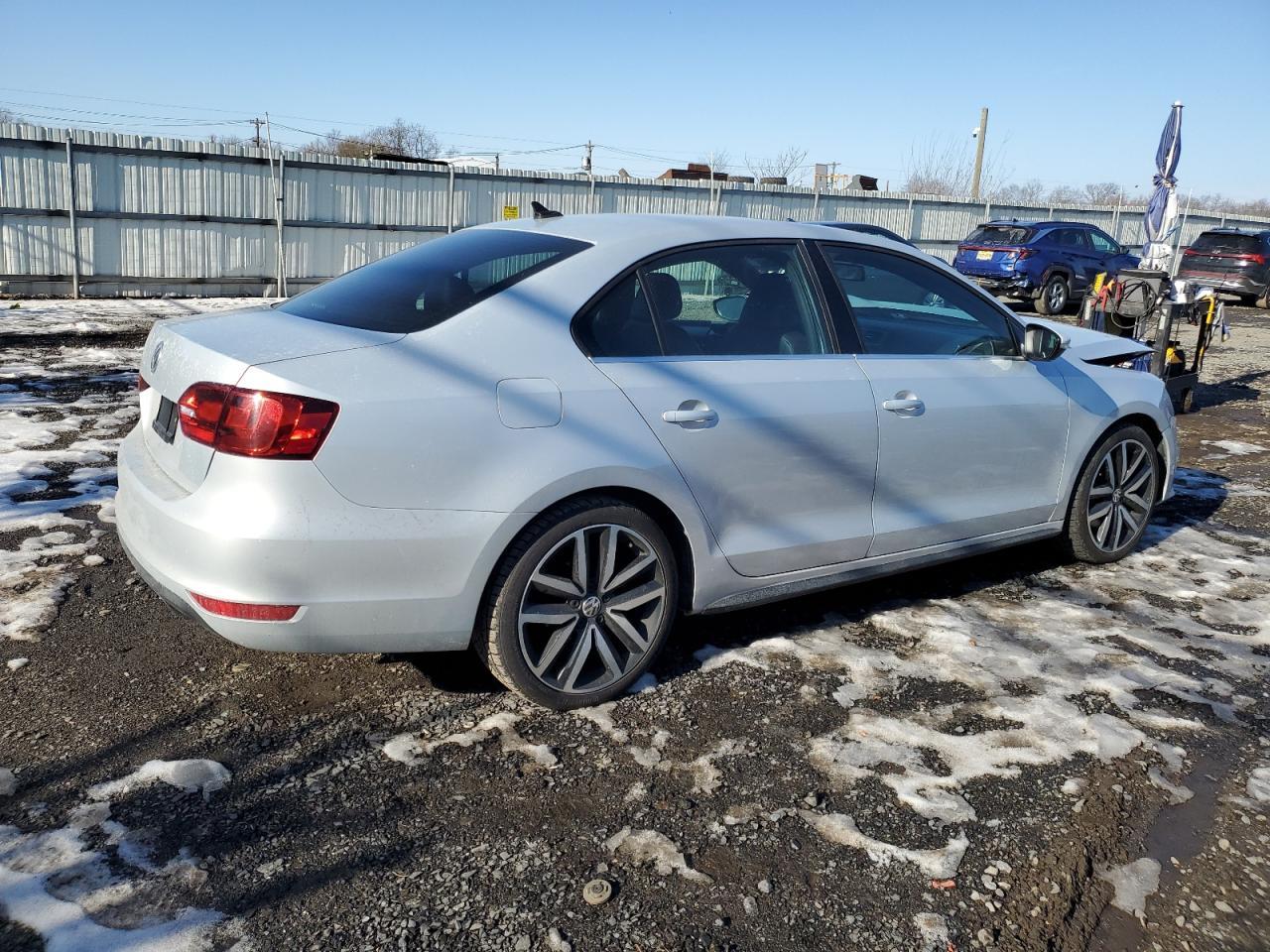 2013 VOLKSWAGEN JETTA GLI - Image 3