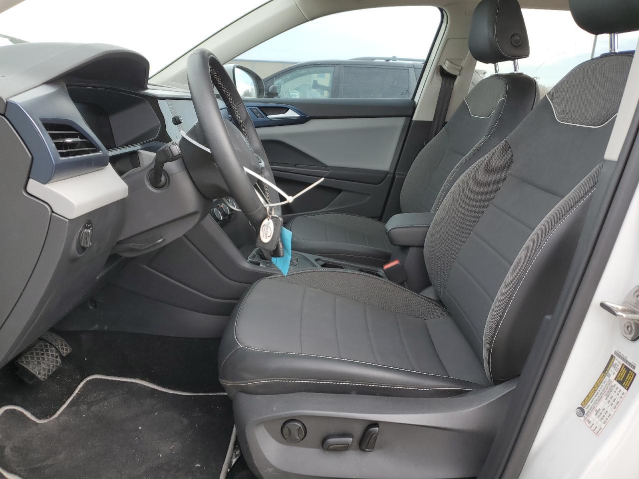 2023 VOLKSWAGEN TAOS SE - Image 7