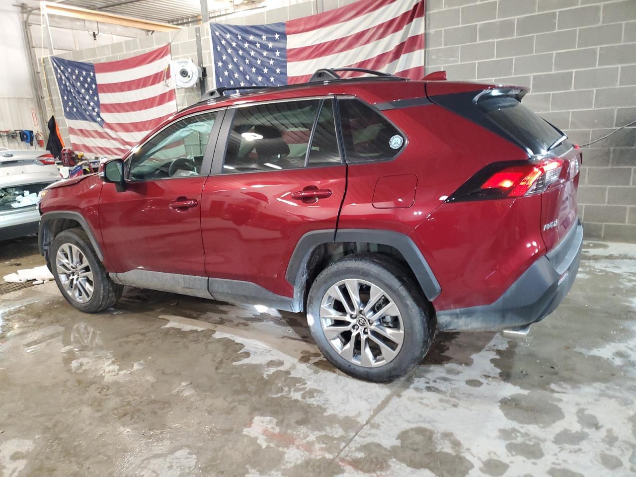 2024 TOYOTA RAV4 XLE P - Image 2