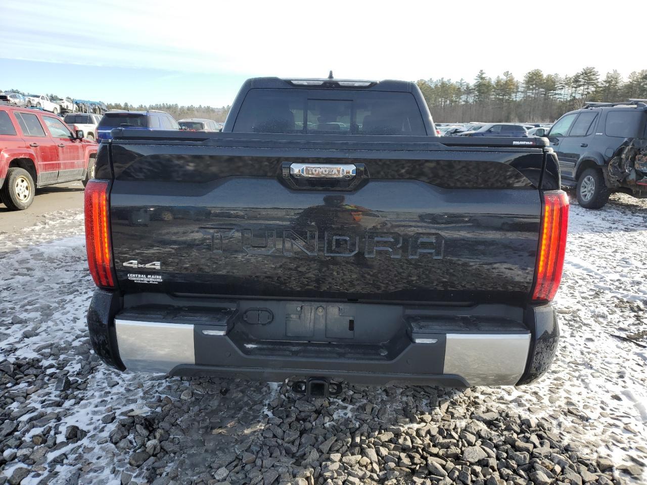 2023 TOYOTA TUNDRA DOU - Фото 6