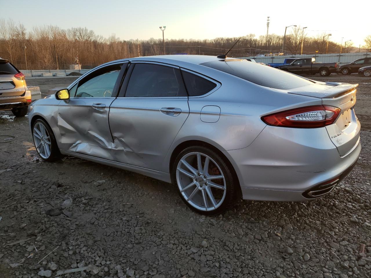 2014 FORD FUSION TIT - Image 2