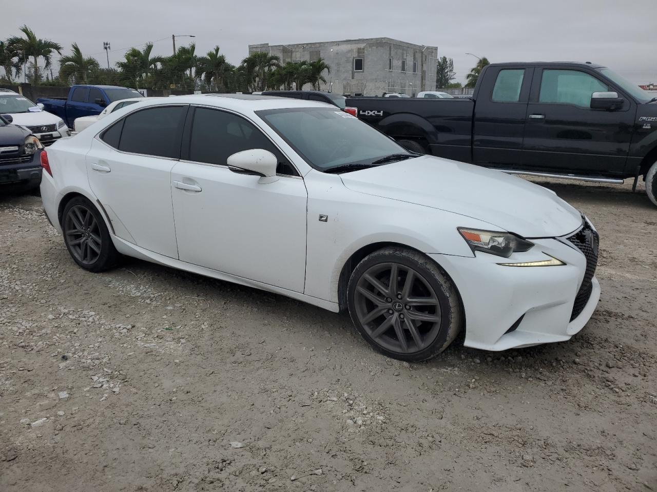 2014 LEXUS IS 250 - Image 4