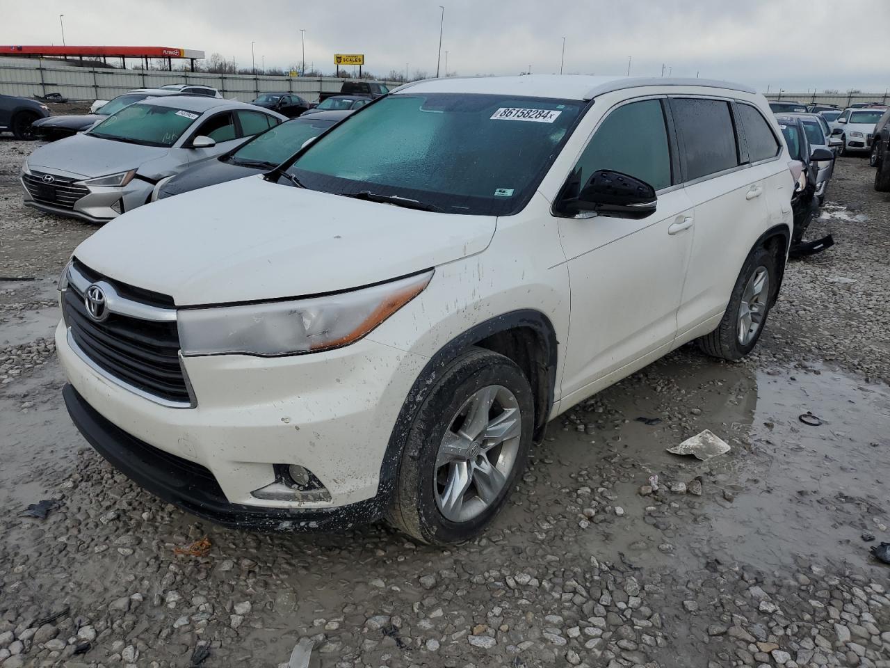 2014 TOYOTA HIGHLANDER