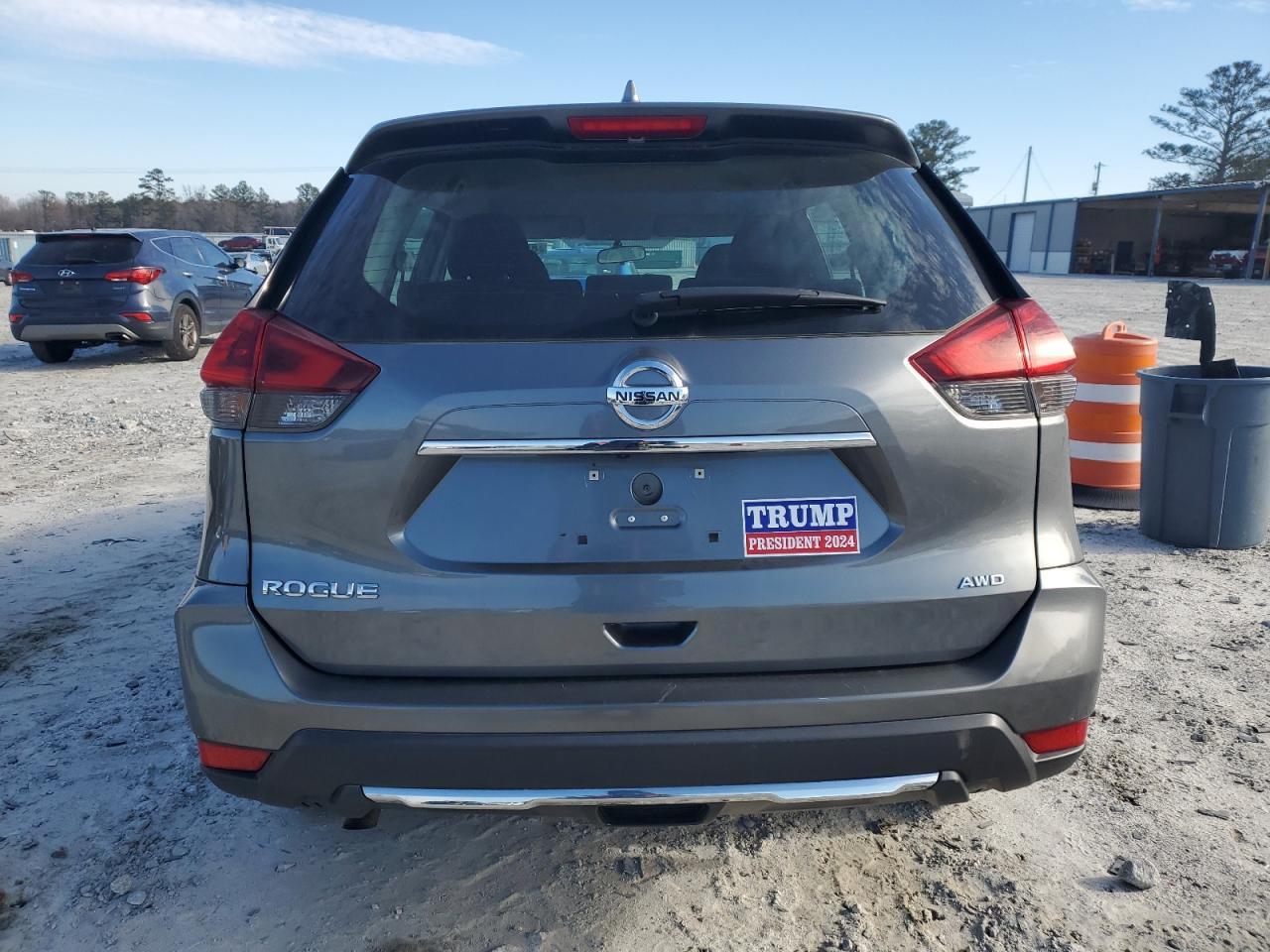 2018 NISSAN ROGUE S - Фото 6