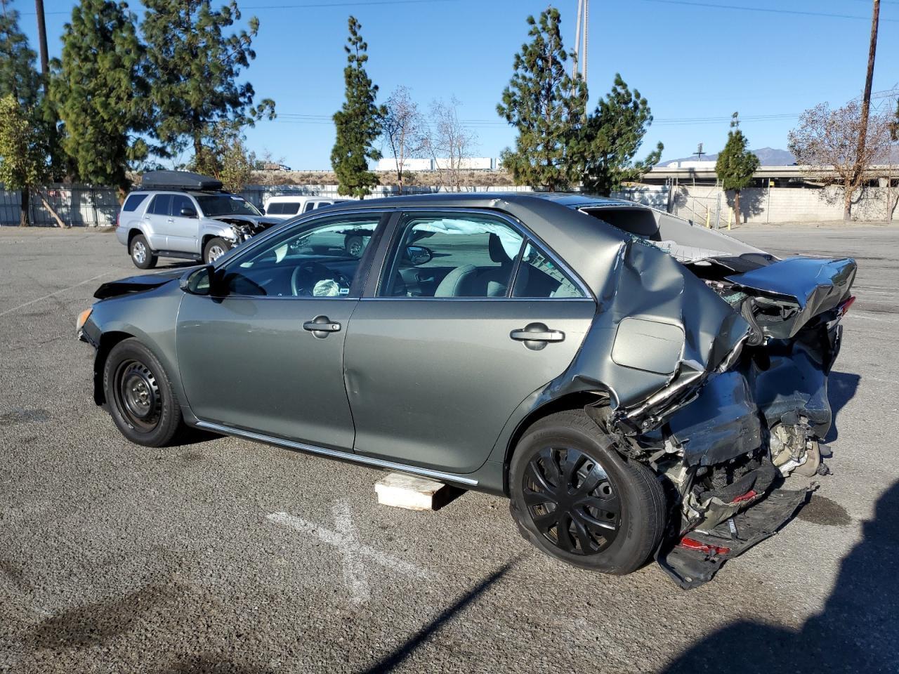 2014 TOYOTA CAMRY L - Image 2