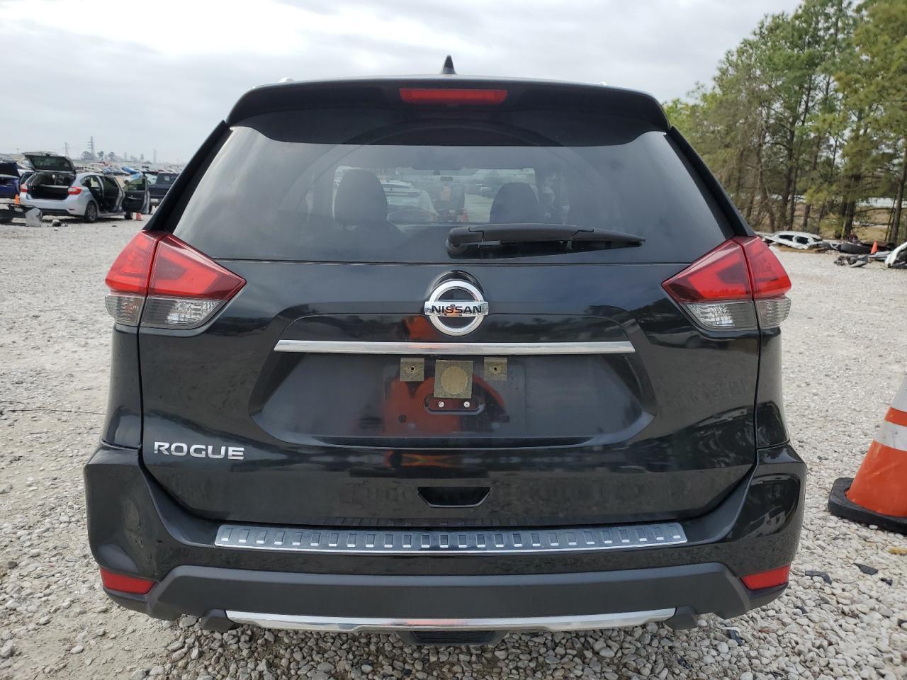 2017 NISSAN ROGUE S - Фото 6