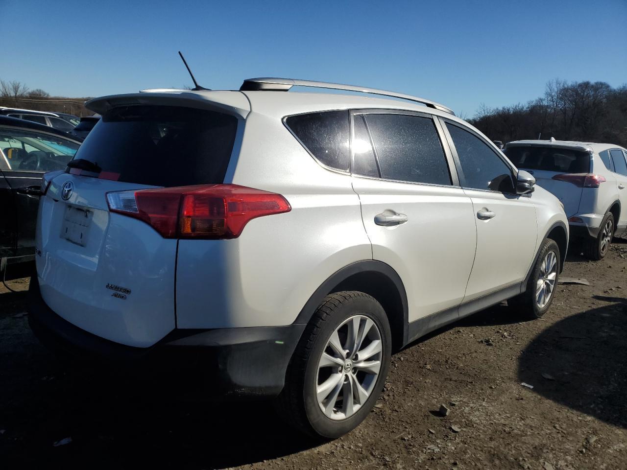 2014 TOYOTA RAV4 LIMIT - Фото 3