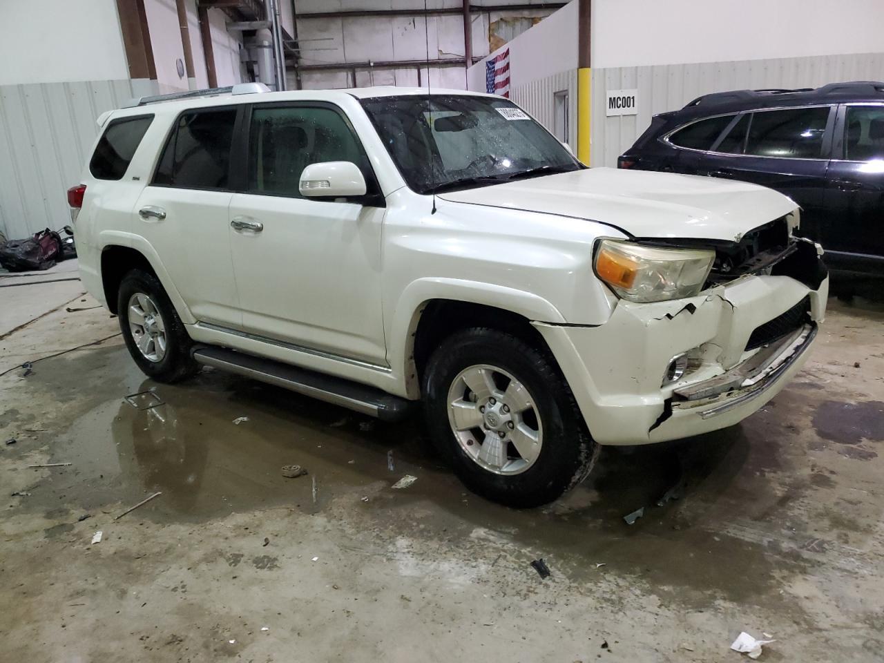 2011 TOYOTA 4RUNNER SR - Image 4