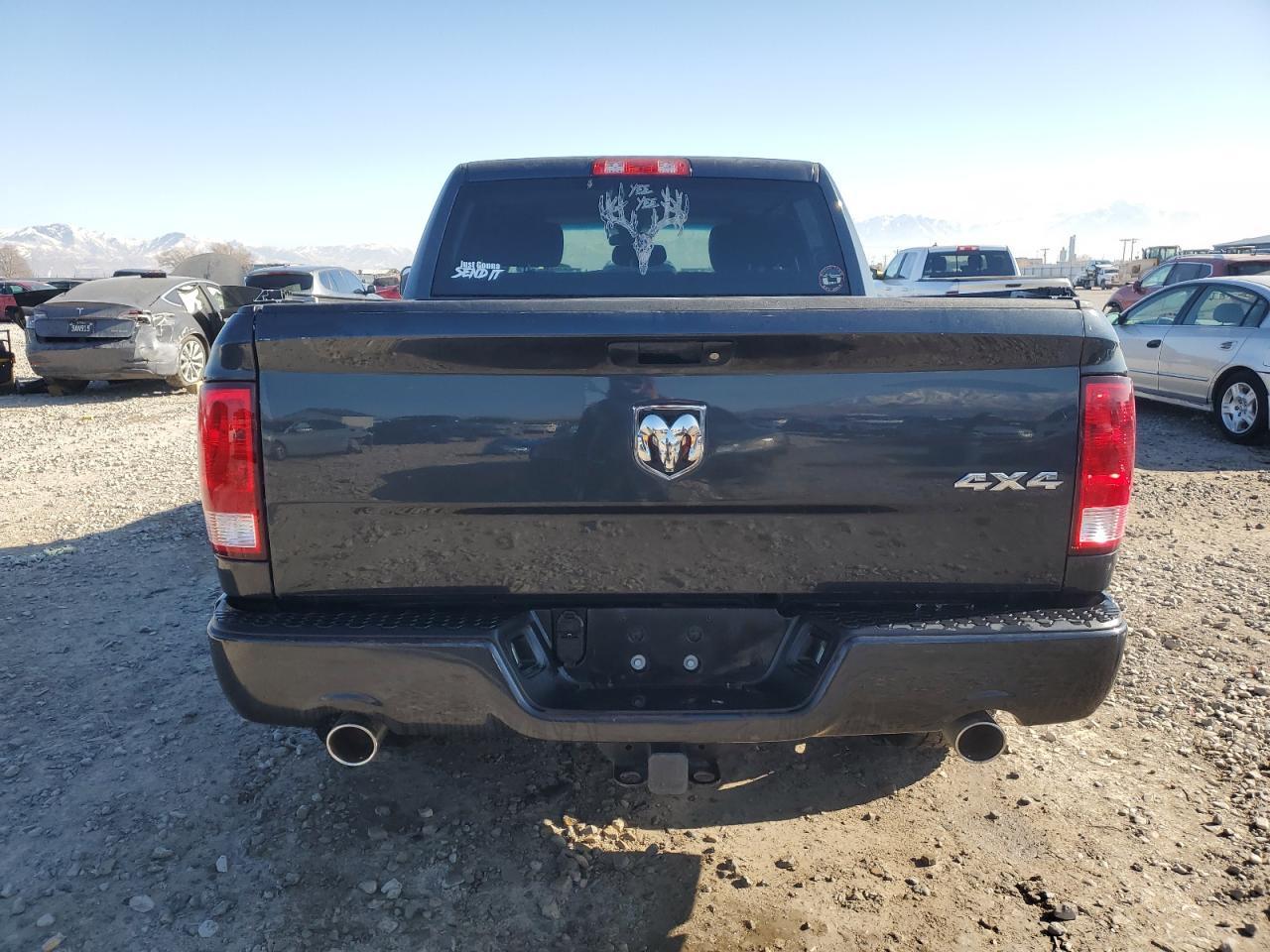 2017 RAM 1500 ST - Фото 6