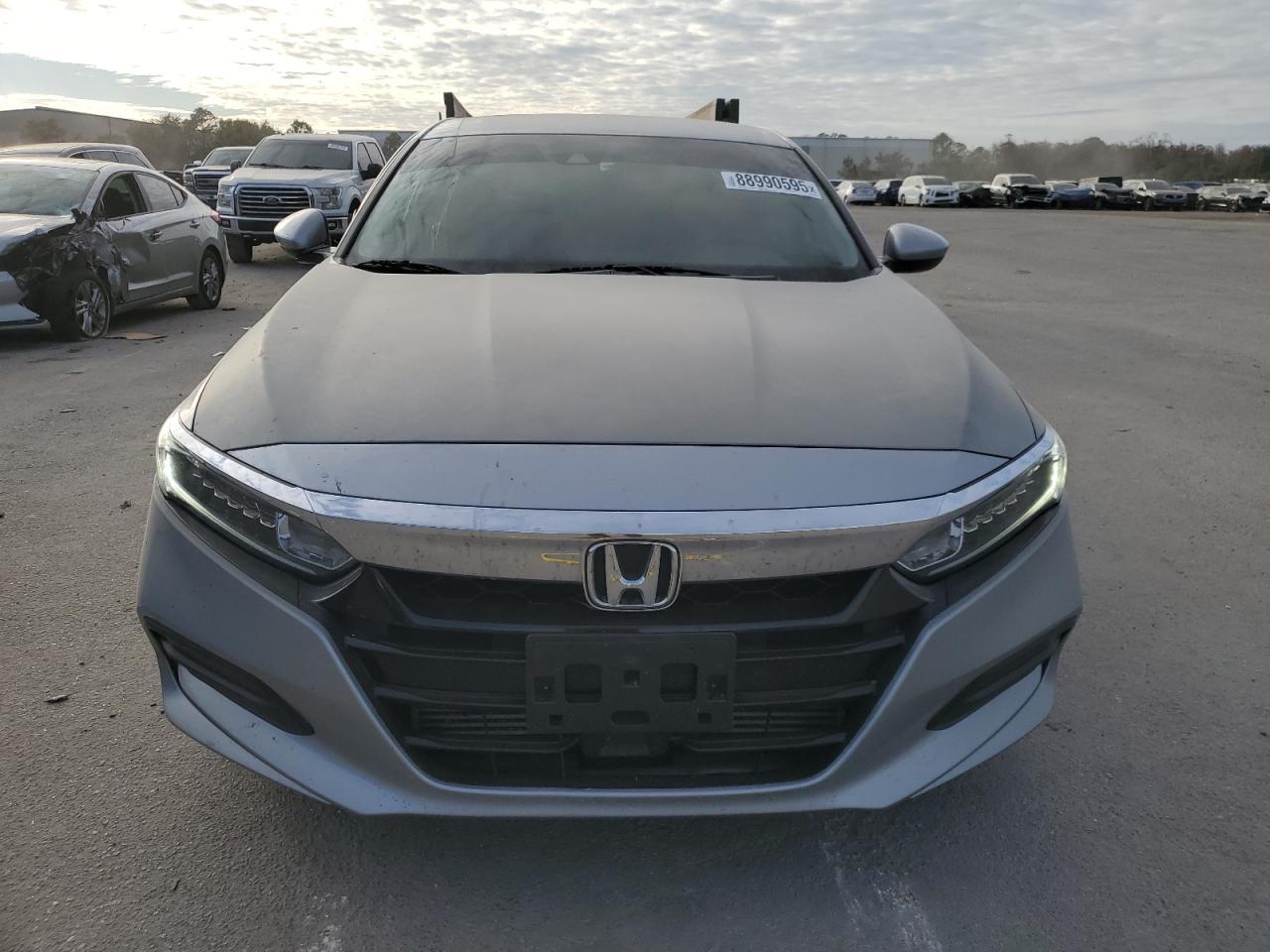 2018 HONDA ACCORD LX - Фото 5