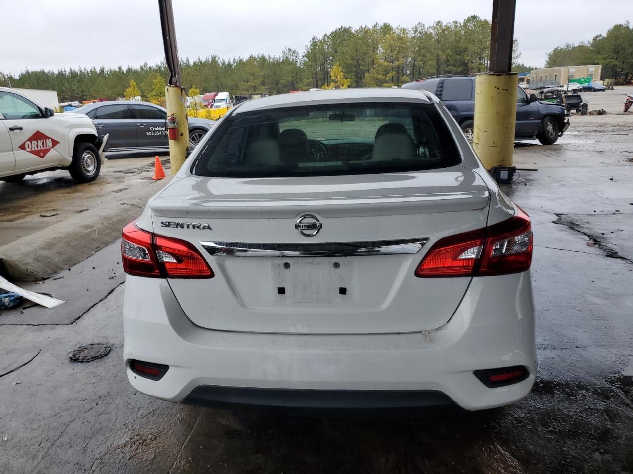 2017 NISSAN SENTRA S - Фото 6