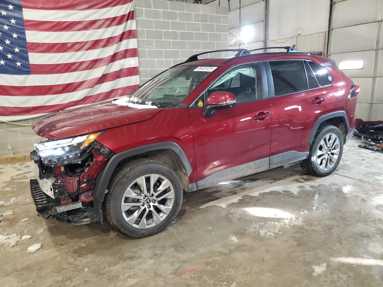 2024 TOYOTA RAV4 XLE P