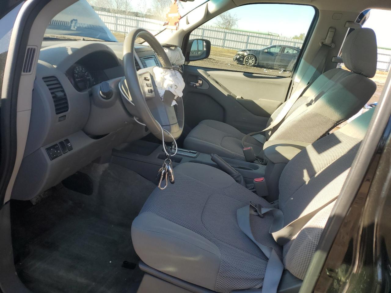 2017 NISSAN FRONTIER S - Фото 7