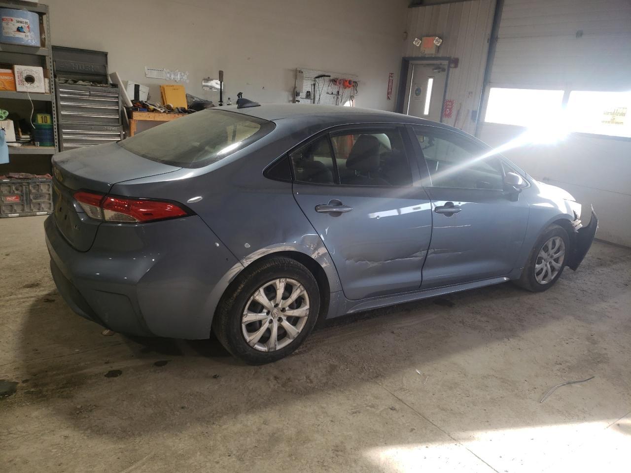 2021 TOYOTA COROLLA LE - Фото 3