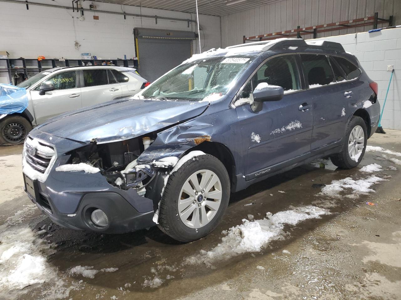 2018 SUBARU OUTBACK 2.