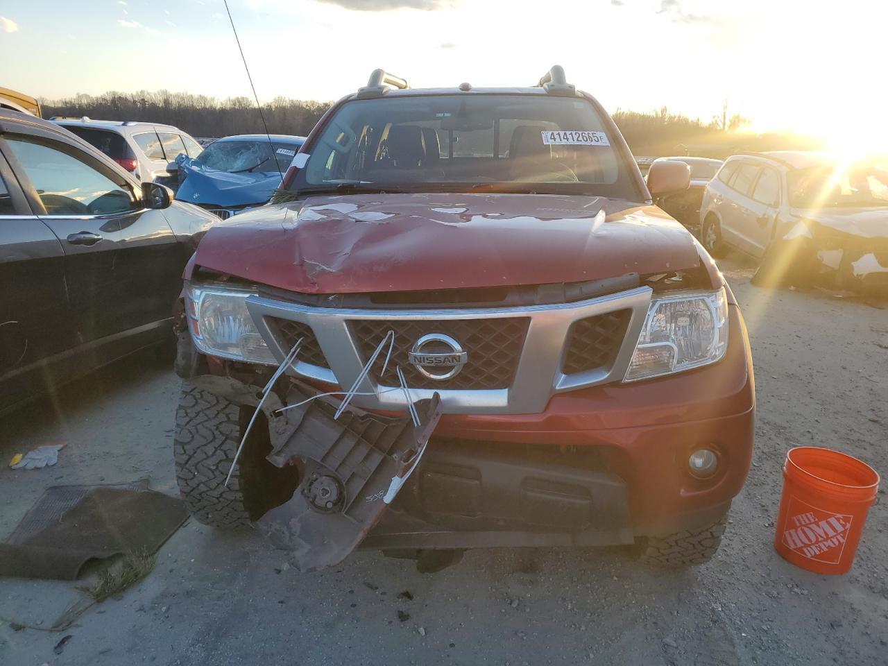 2017 NISSAN FRONTIER S - Фото 5