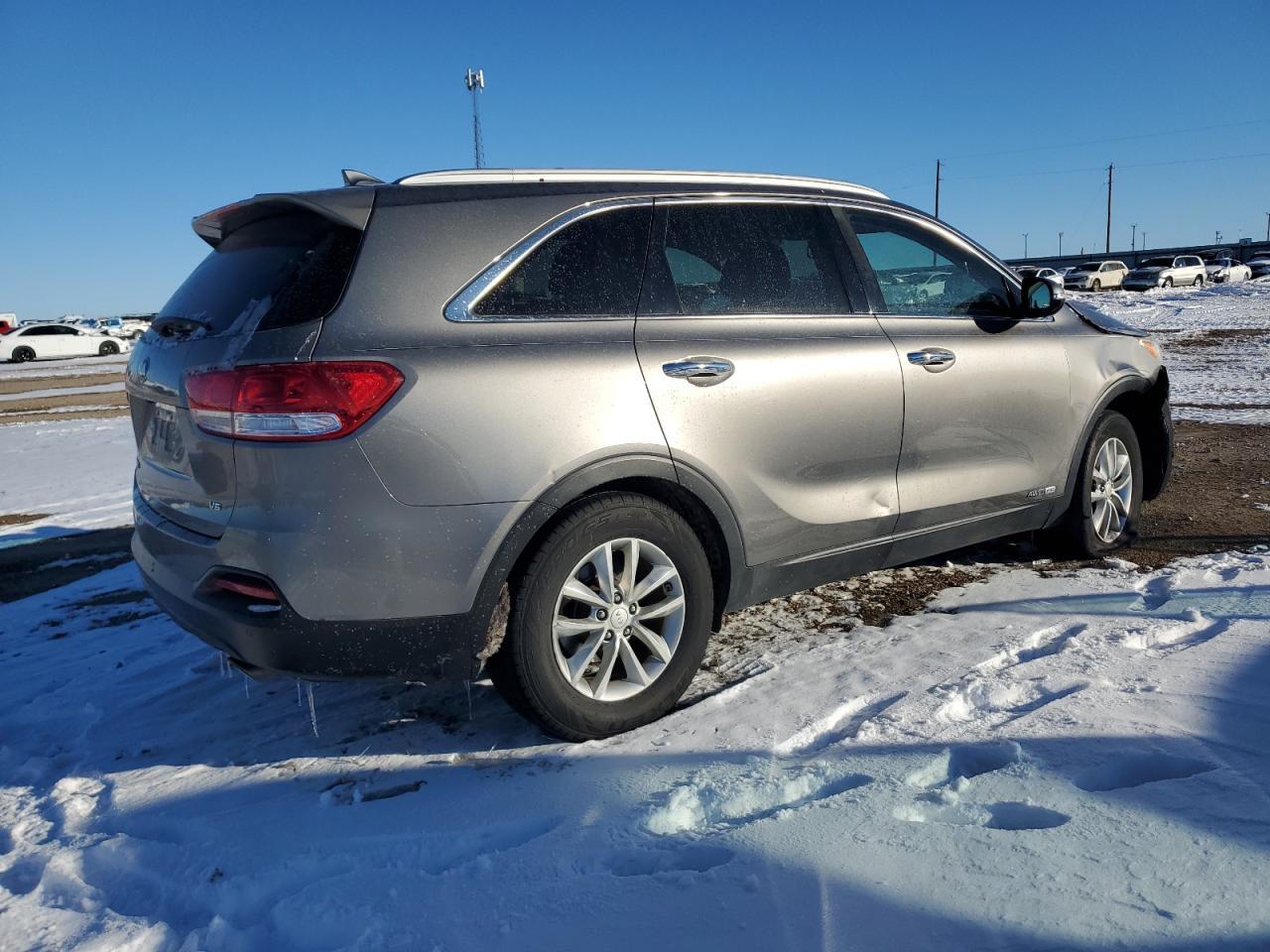 2016 KIA SORENTO LX - Image 3