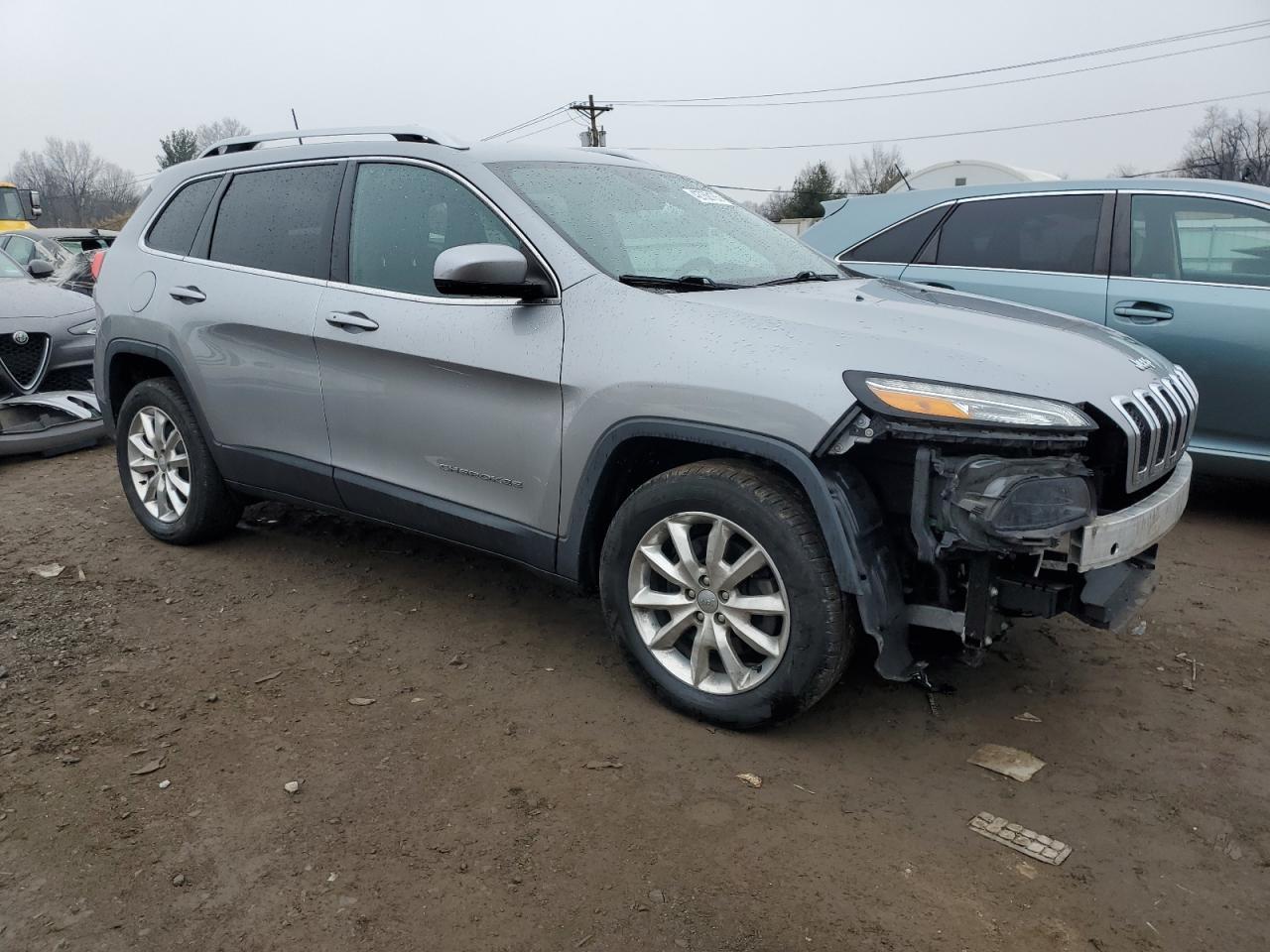 2017 JEEP CHEROKEE L - Image 4