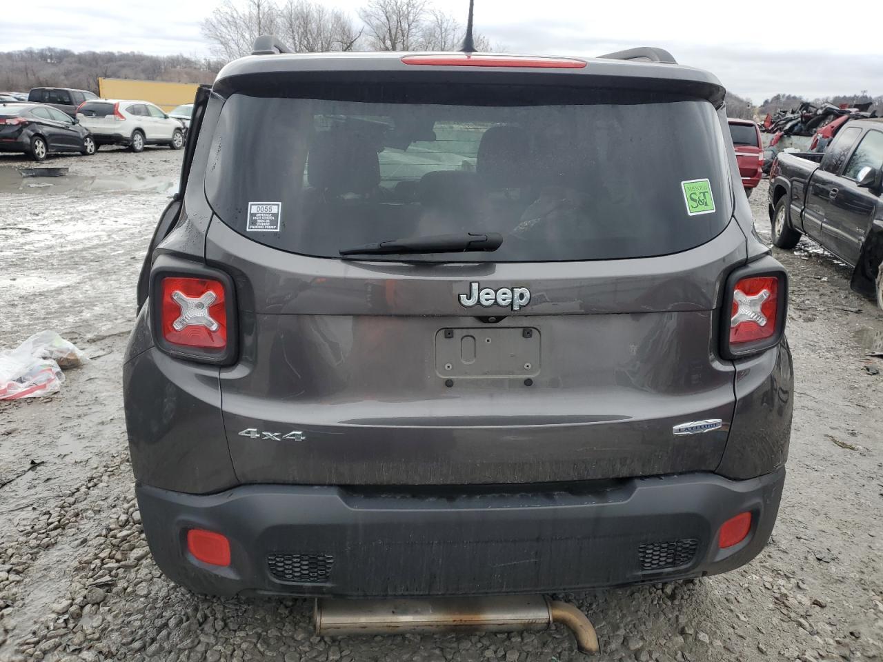 2016 JEEP RENEGADE L - Image 6