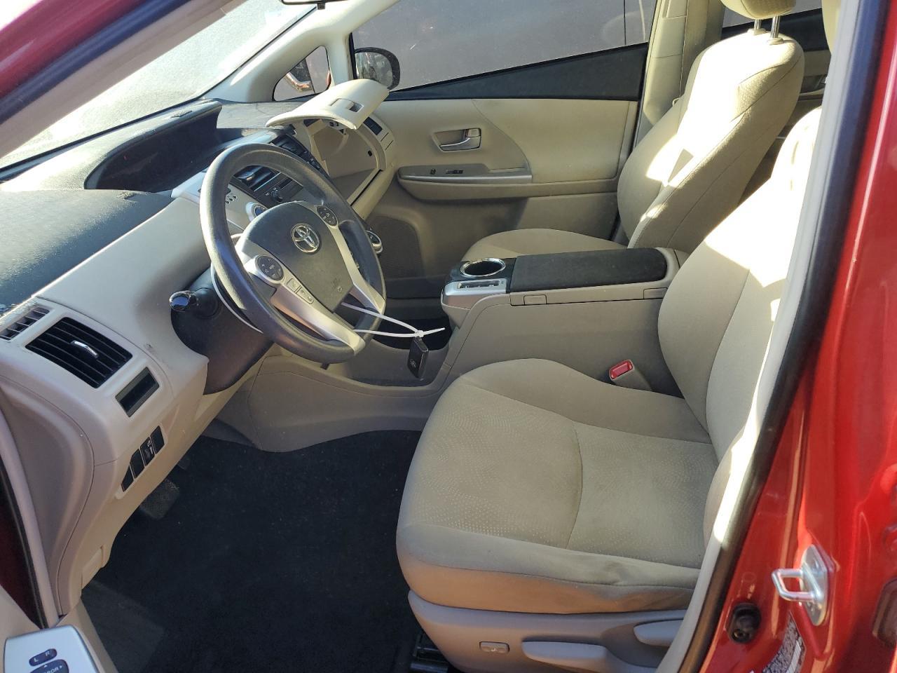 2013 TOYOTA PRIUS V - Фото 7