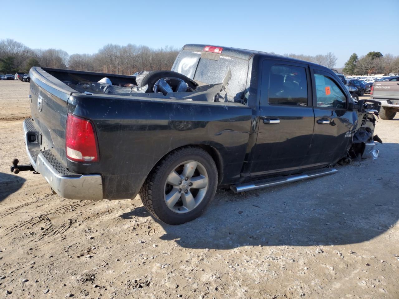 2017 RAM 1500 SLT - Image 3