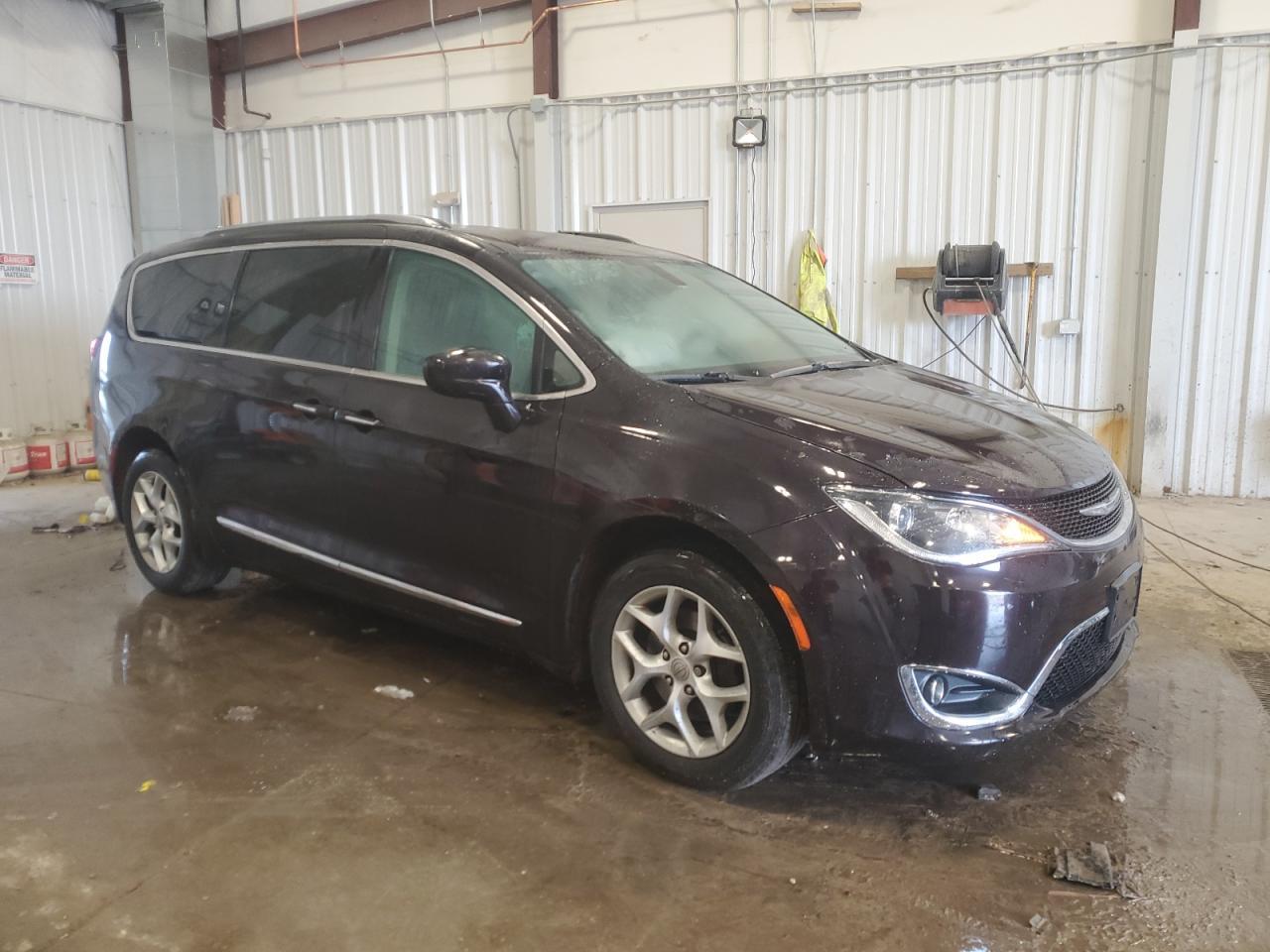 2017 CHRYSLER PACIFICA T - Image 4