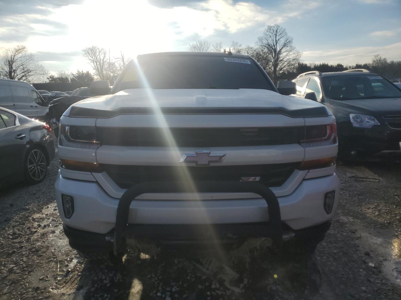 2018 CHEVROLET SILVERADO - Фото 5