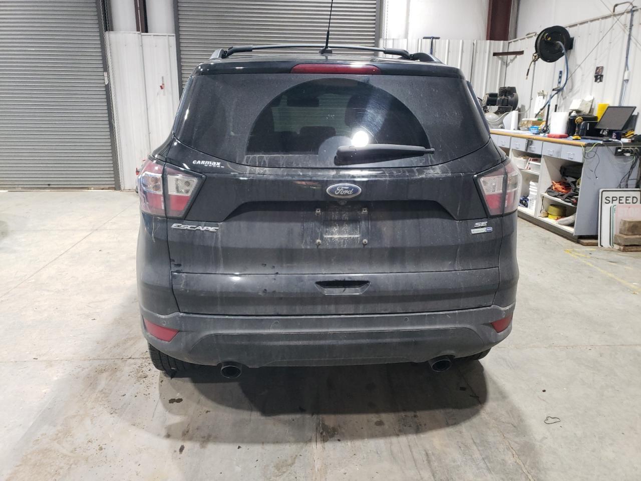 2017 FORD ESCAPE SE - Image 6