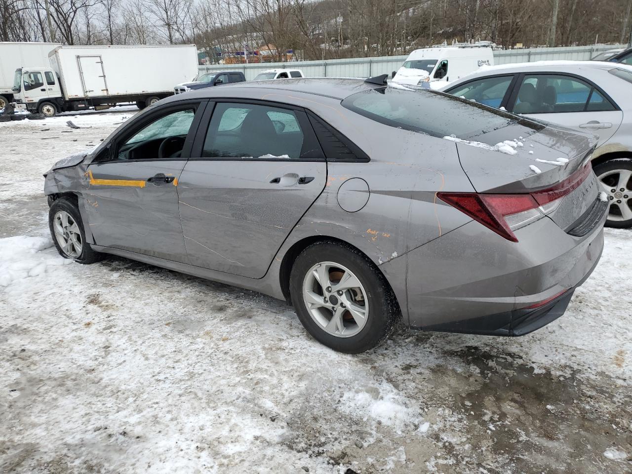 2023 HYUNDAI ELANTRA SE - Image 2