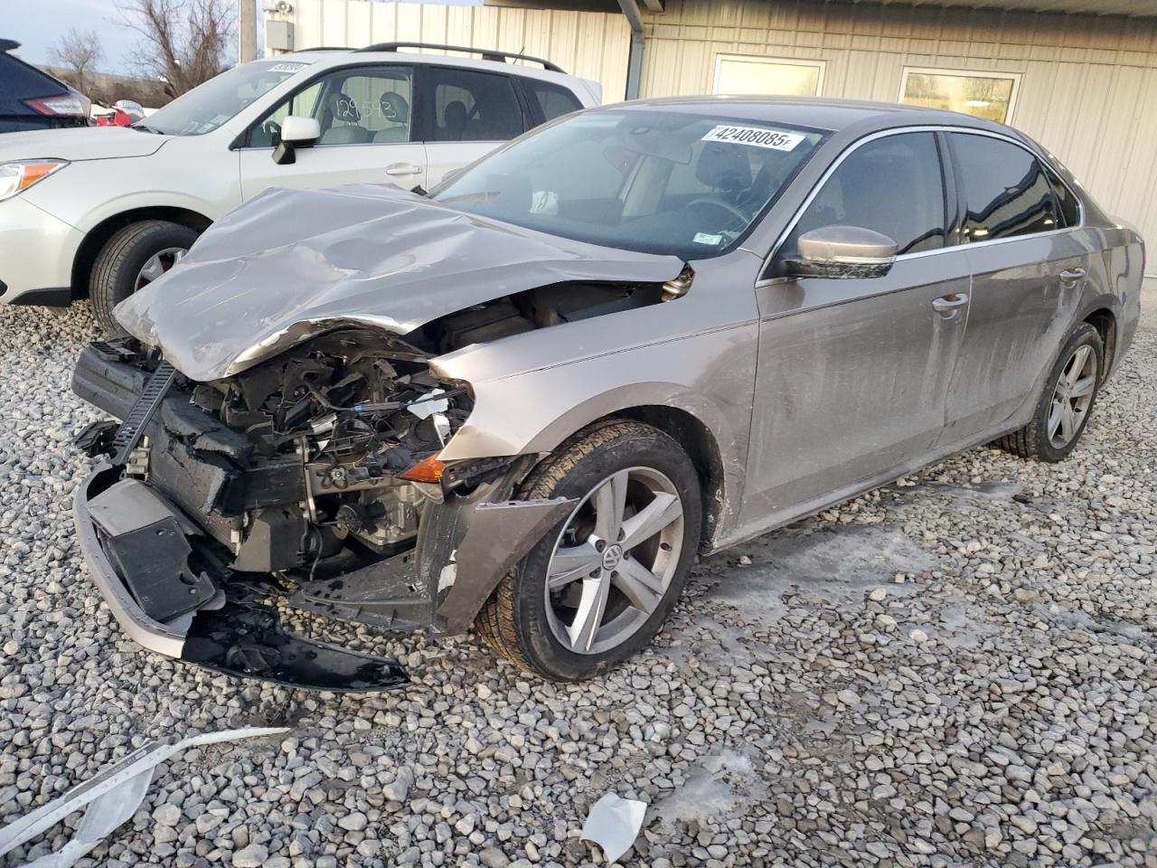 2015 VOLKSWAGEN PASSAT SE