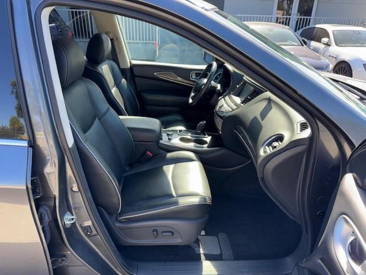 2019 INFINITI QX60 LUXE - Фото 6