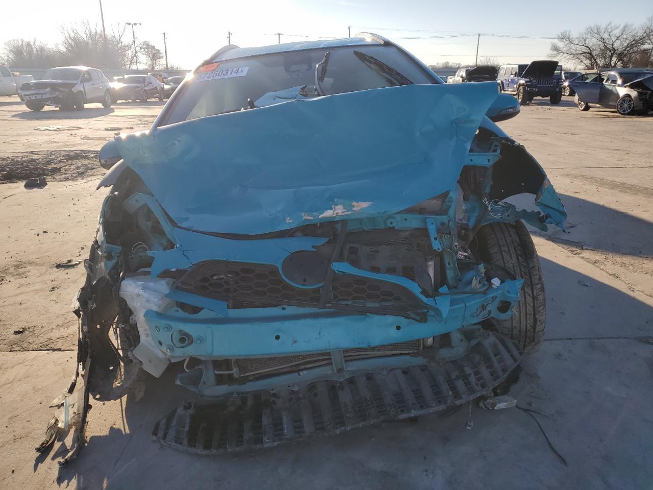 2018 TOYOTA PRIUS C - Фото 5