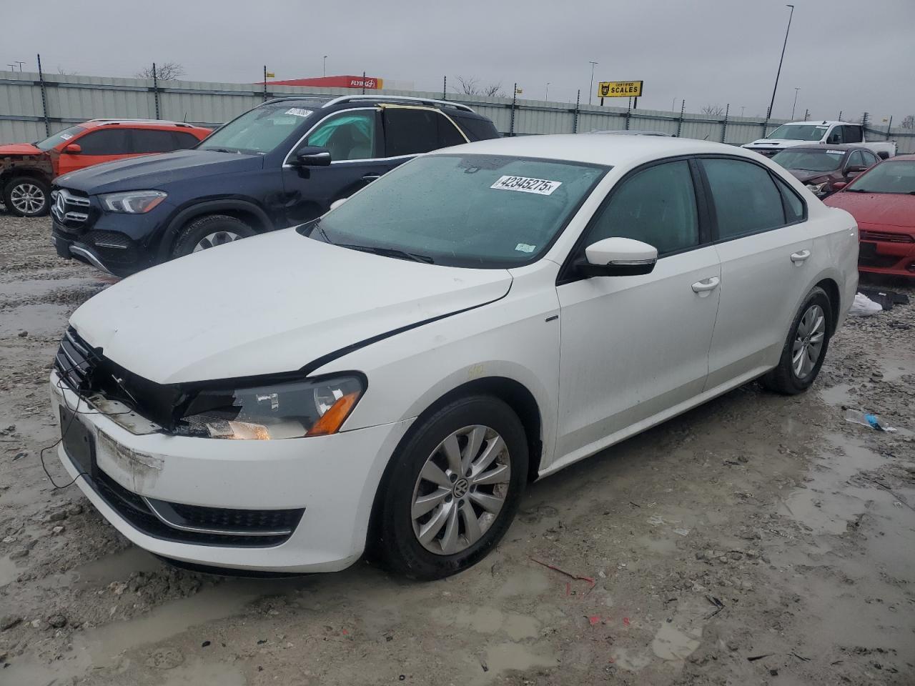 2015 VOLKSWAGEN PASSAT S