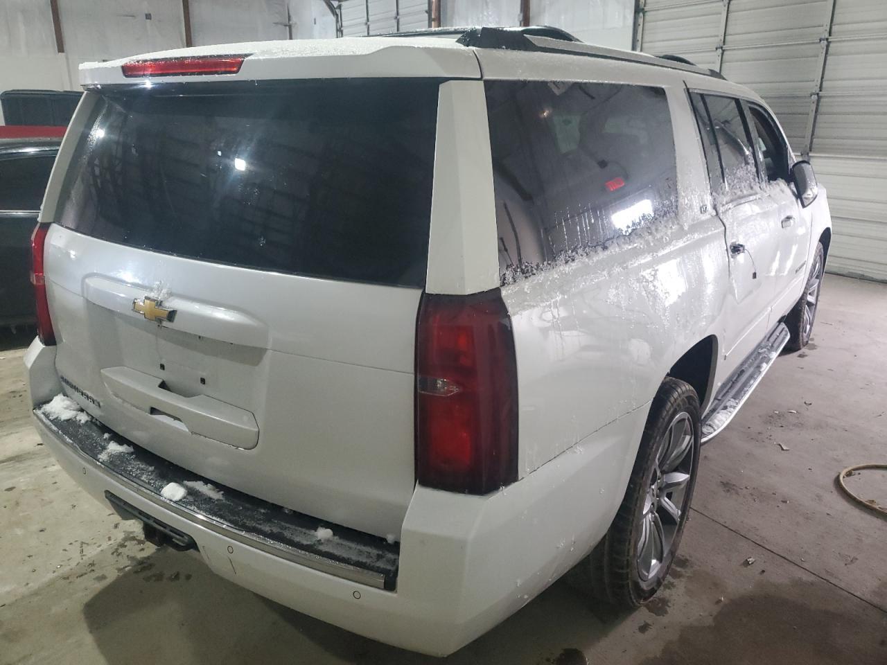 2016 CHEVROLET SUBURBAN K - Image 3