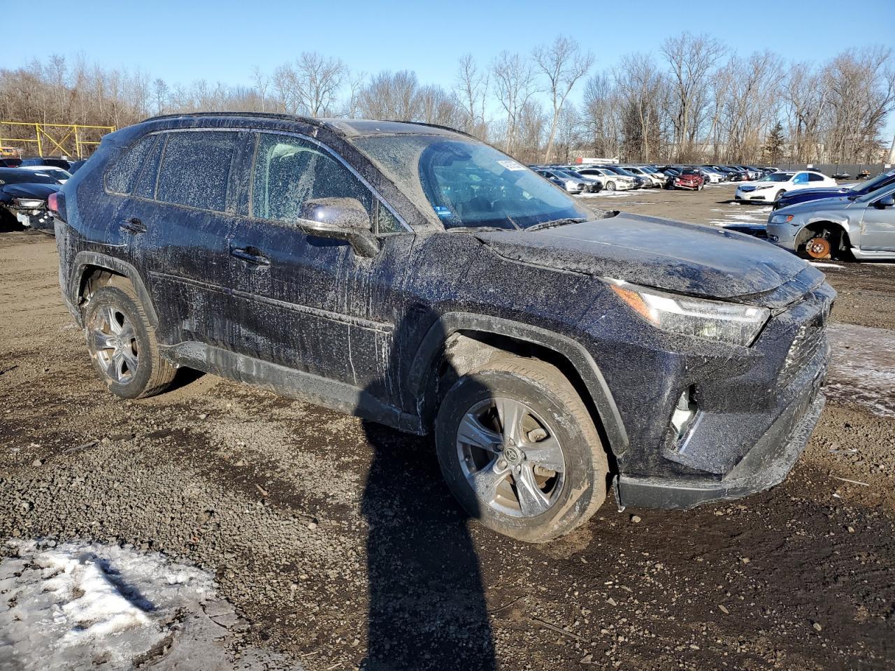 2022 TOYOTA RAV4 XLE - Image 4