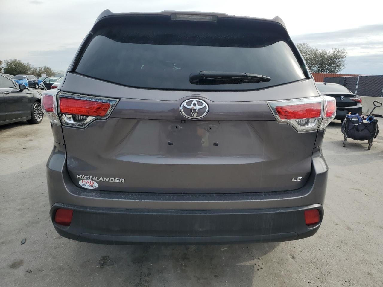 2014 TOYOTA HIGHLANDER - Image 6