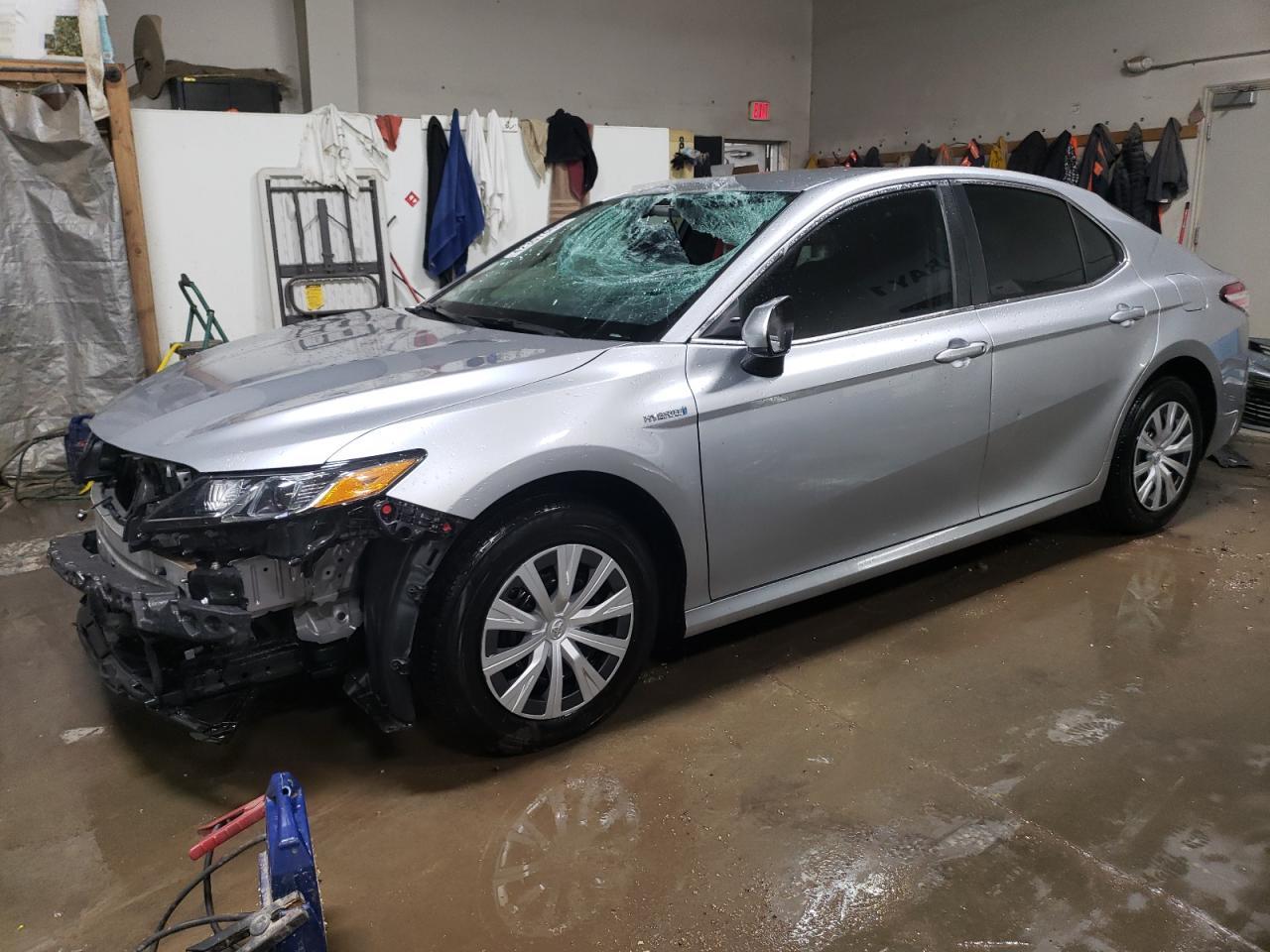 2020 TOYOTA CAMRY LE
