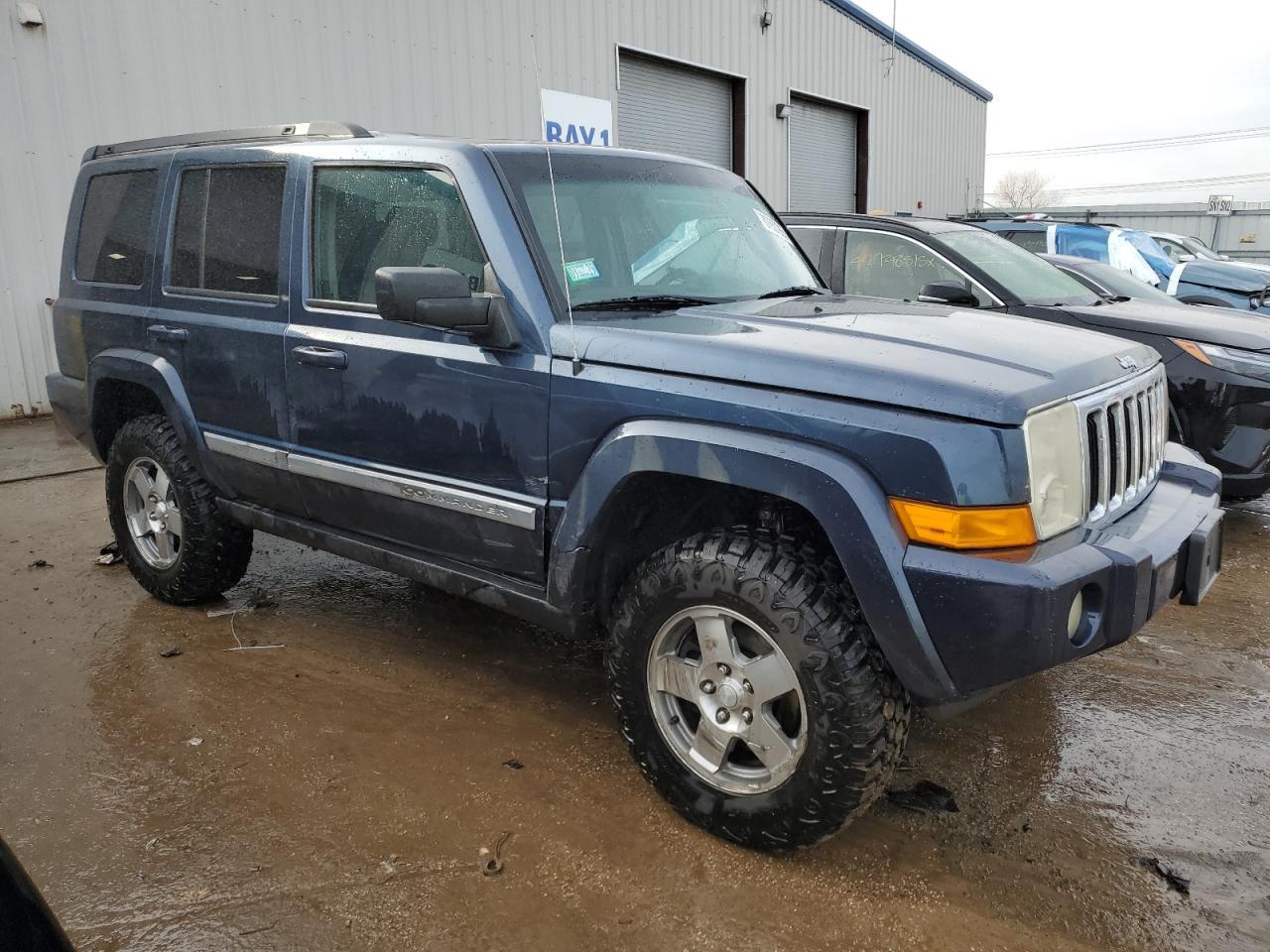 2010 JEEP COMMANDER - Image 4