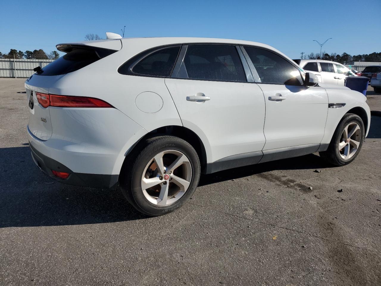 2019 JAGUAR F-PACE PRE - Image 3